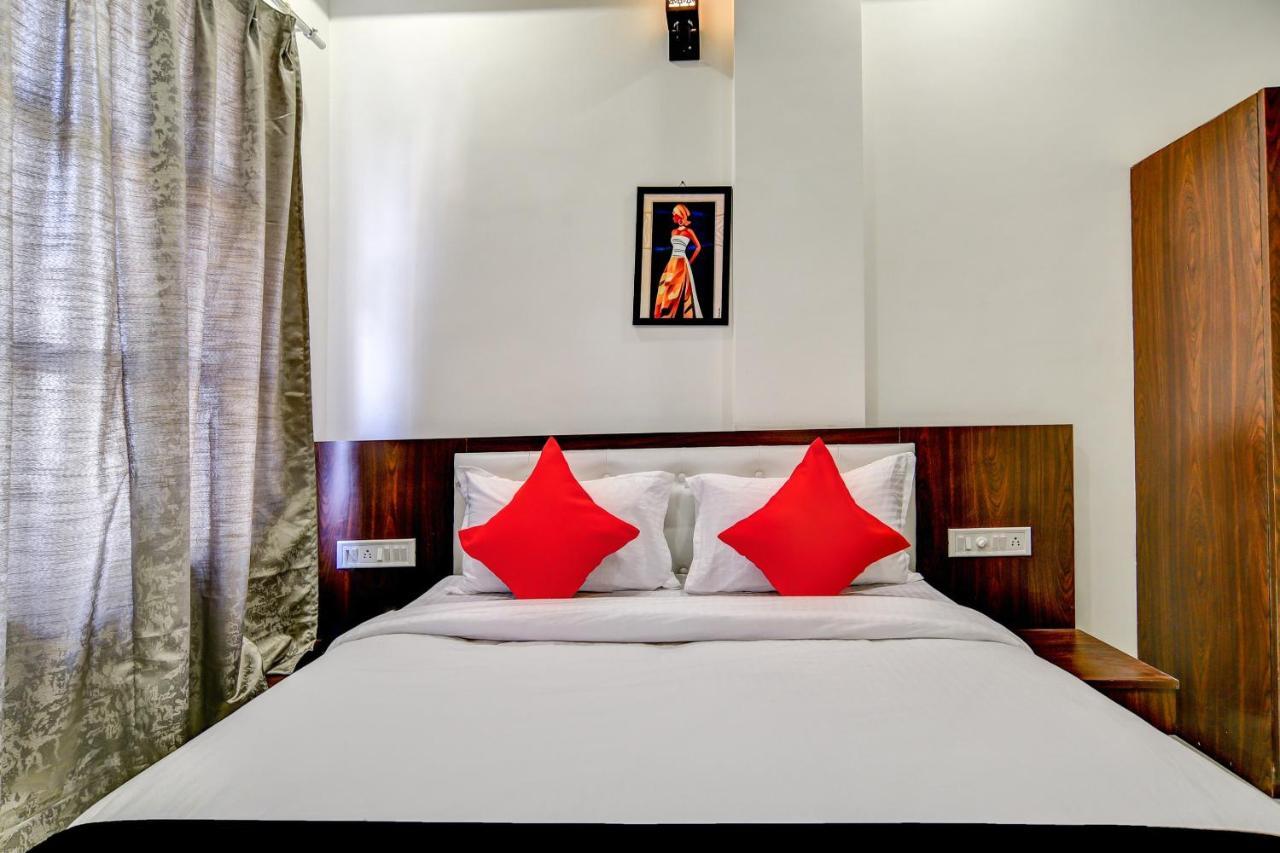 Capital O 77828 Hotel Twinkle Regency Indore