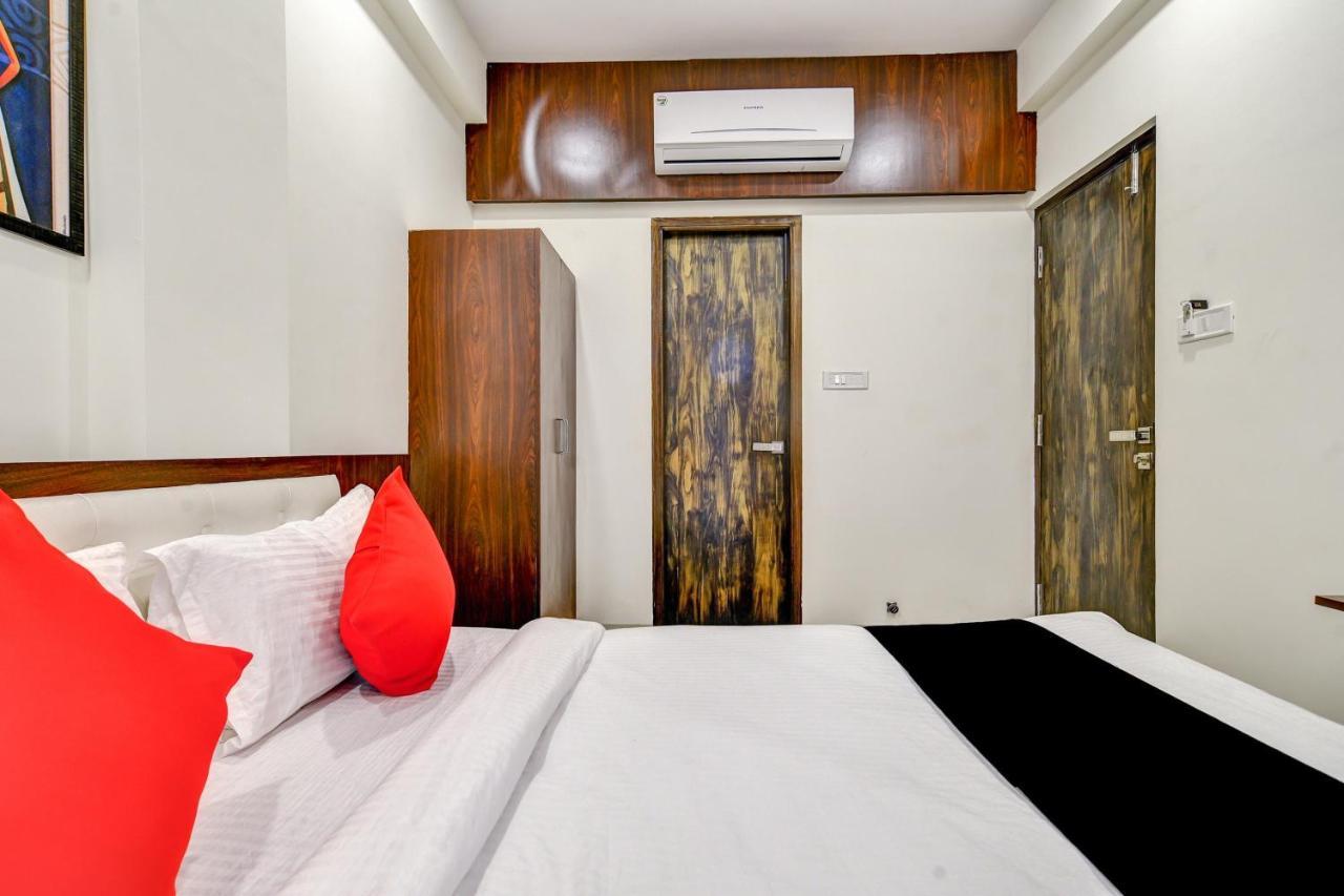 Capital O 77828 Hotel Twinkle Regency Hotel 3*