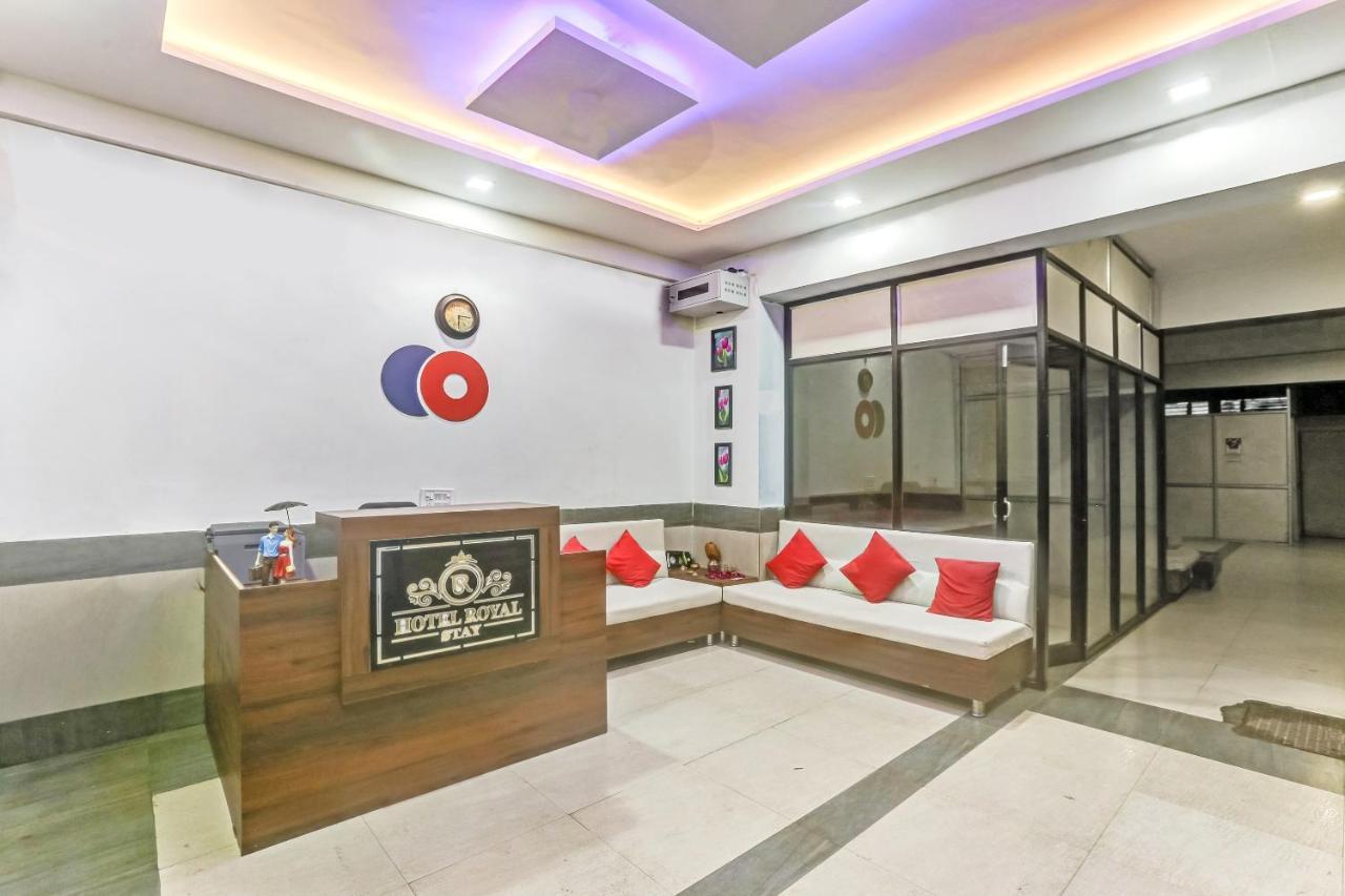Hotel Capital O Ind699 Royal Indore