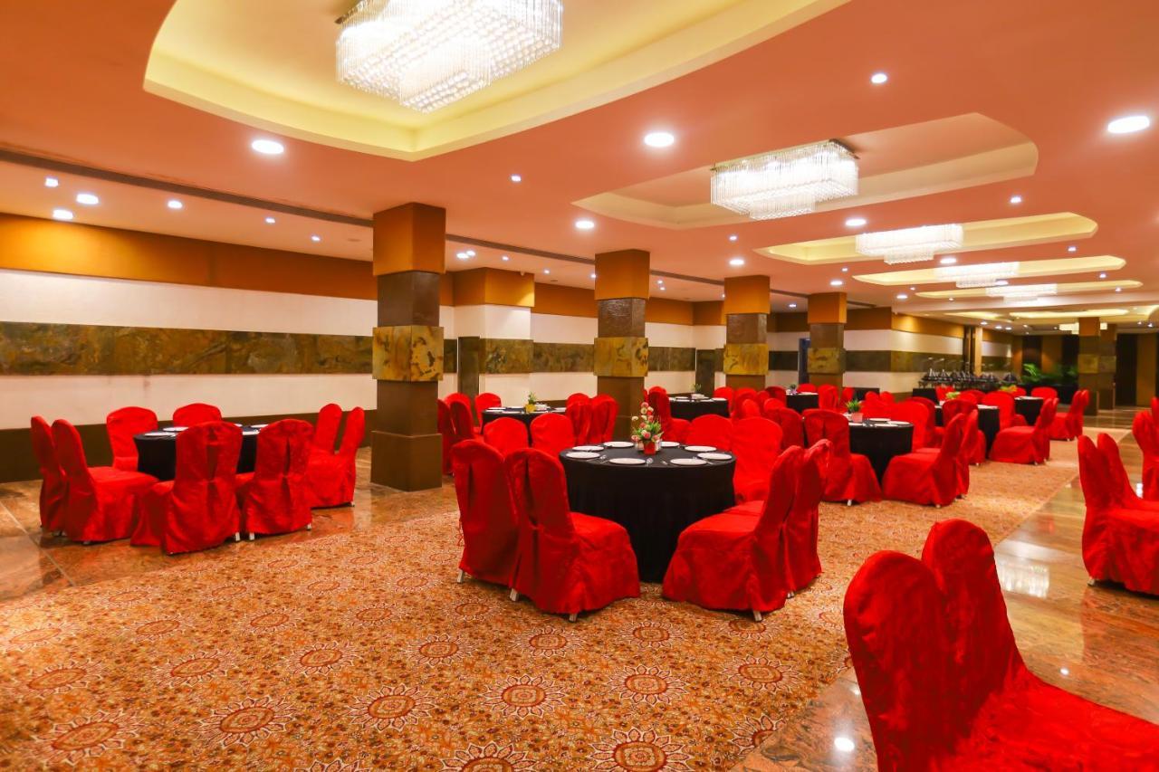 Playotel Sonash 3* Indore