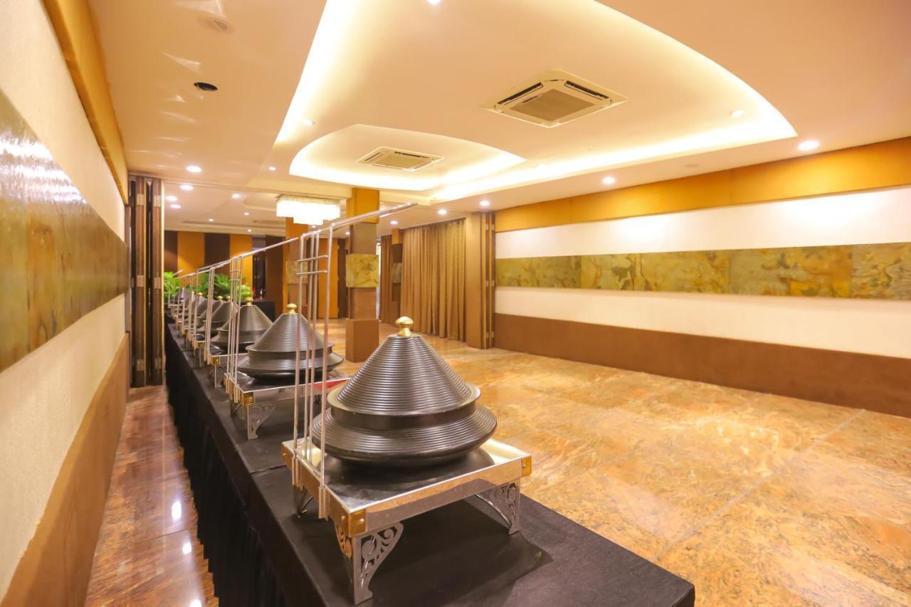 Playotel Sonash 3* Indore