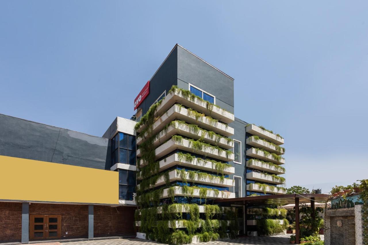 Hotel Capital O 22319 Prem Bandhan