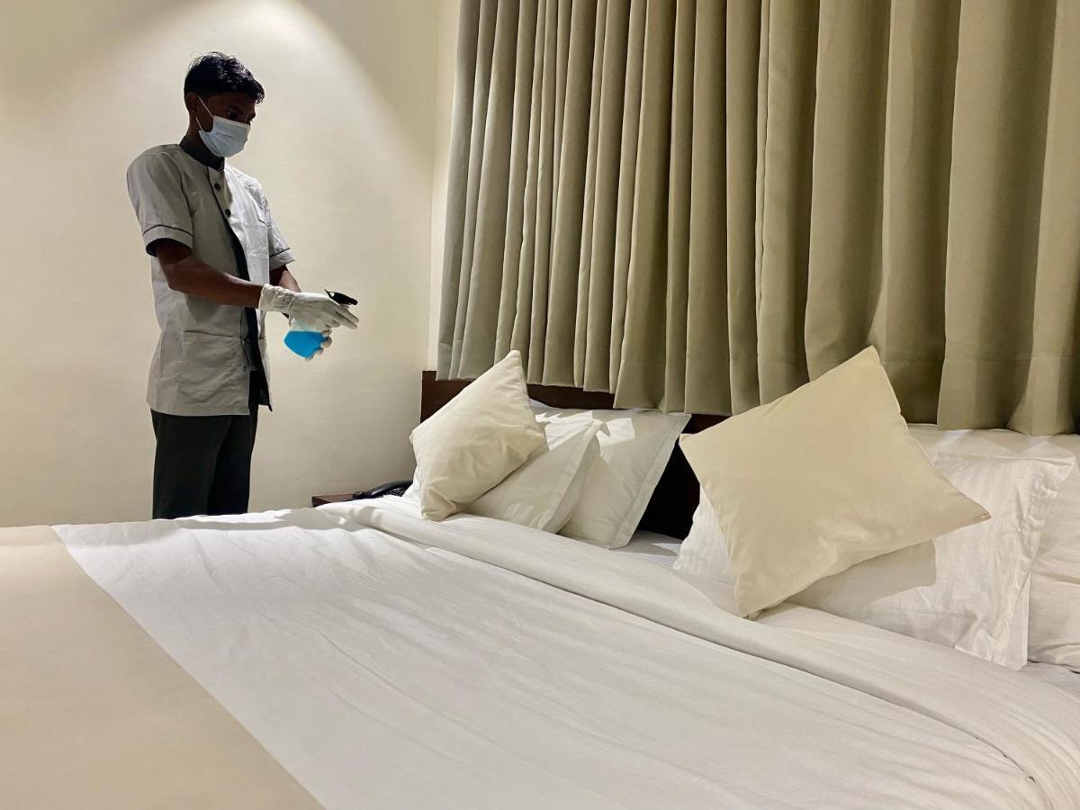 Hotel Vrindavan Palace 3*