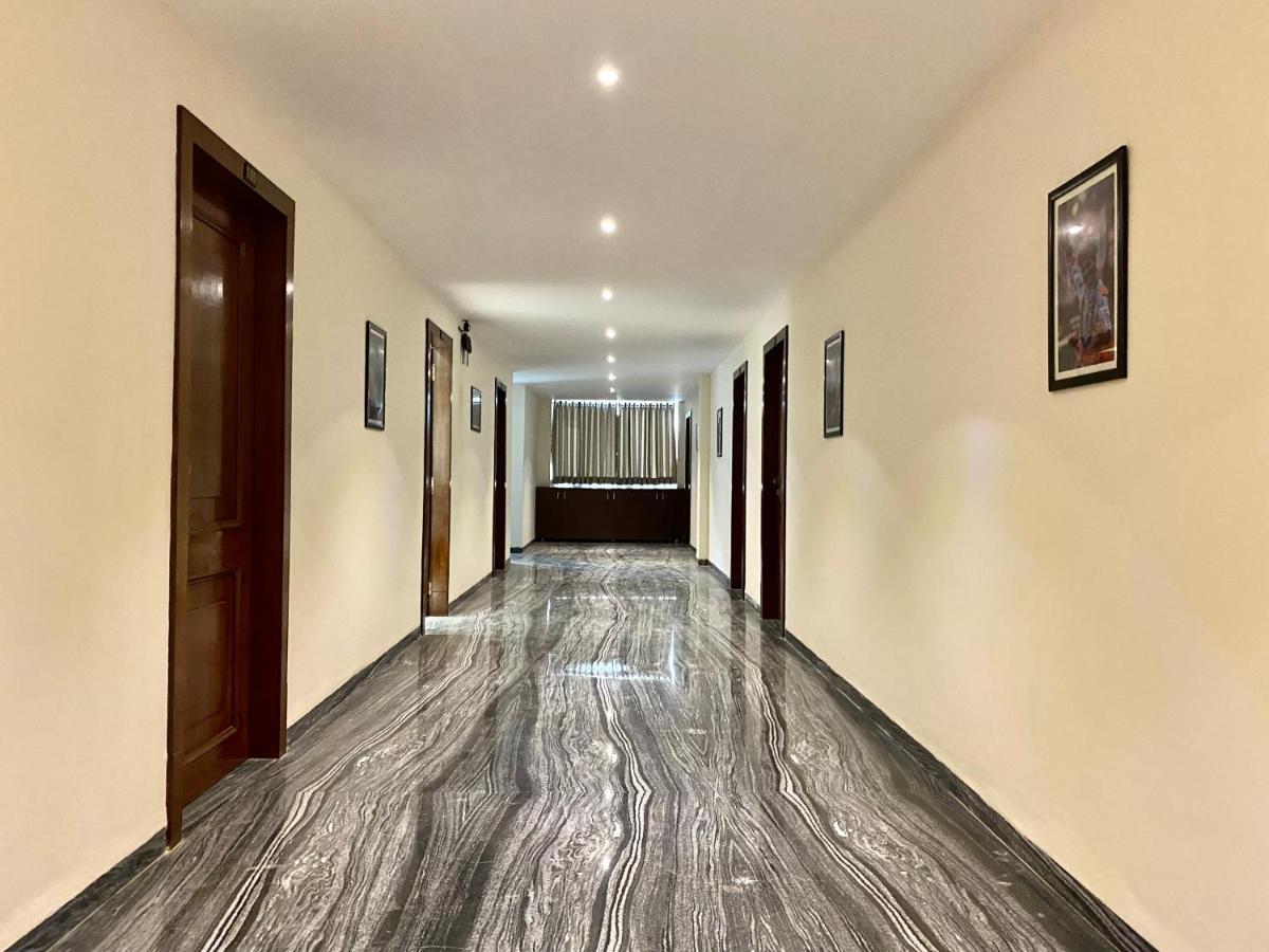 Hotel Vrindavan Palace