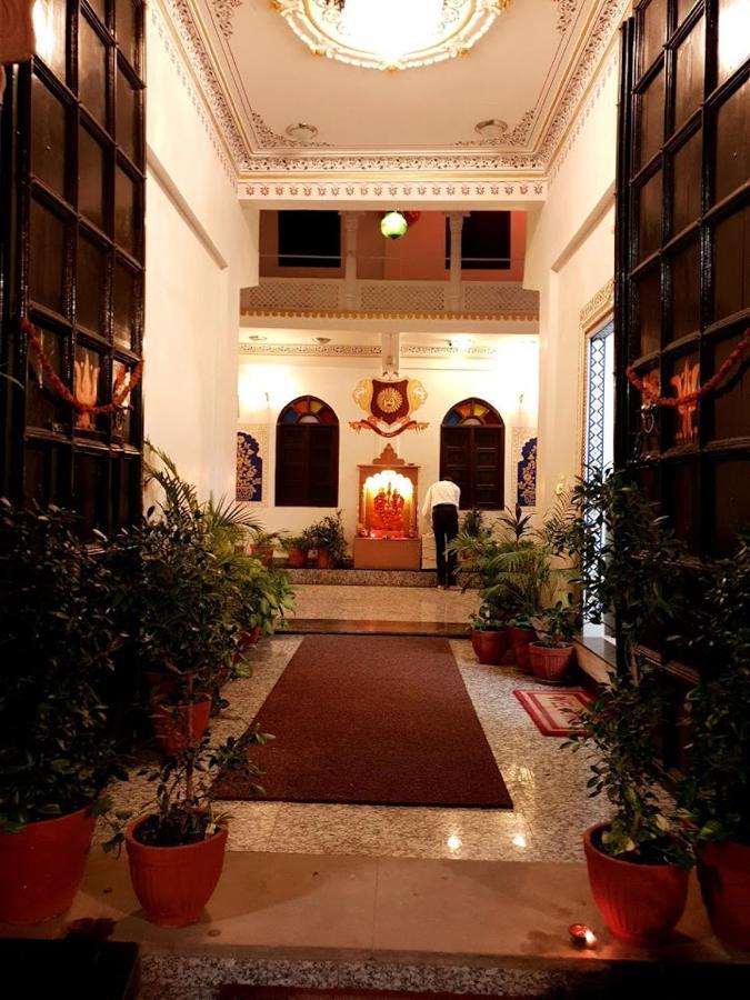 Nahargarh Palace Hotel 2*