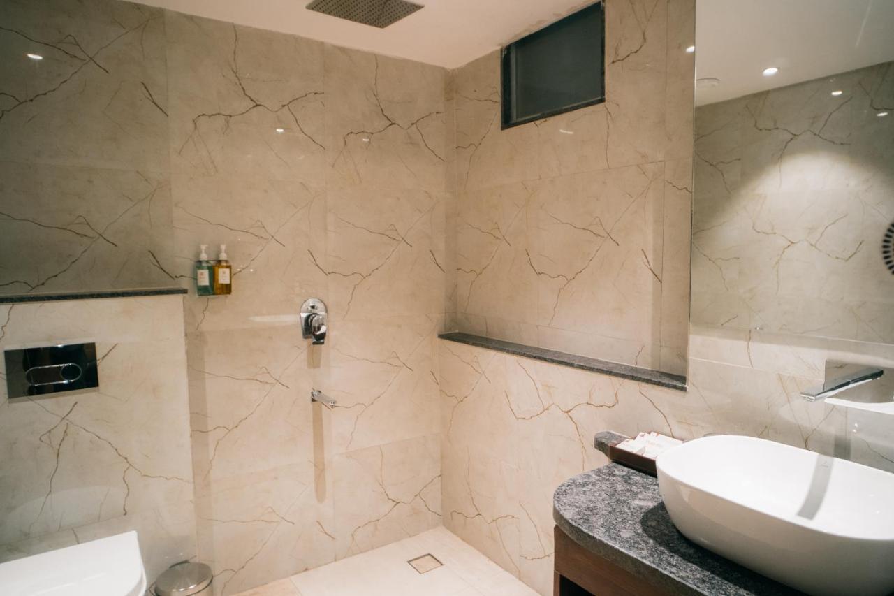 Playotel Premier Vijay Nagar 4*