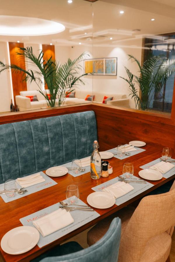 Hotel Playotel Premier Vijay Nagar 4*