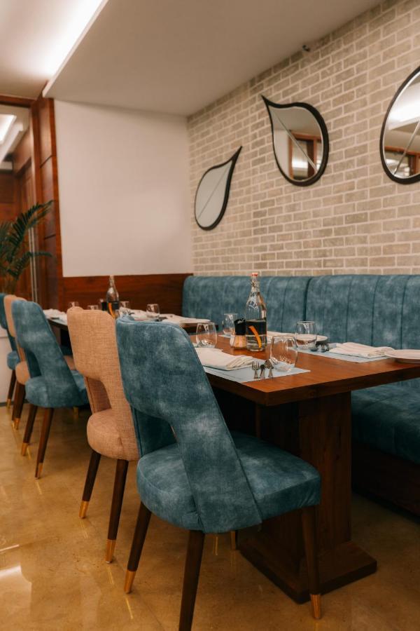 Hotel Playotel Premier Vijay Nagar 4*