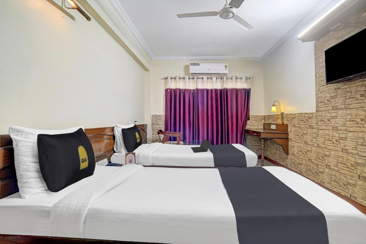 Townhouse Oak Utsav Residency Hotel