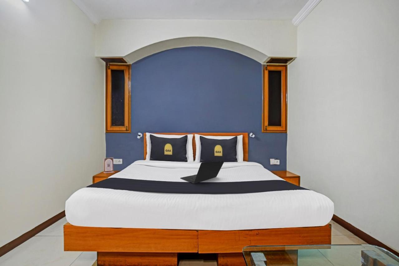 Townhouse Oak Utsav Residency Hotel 4*