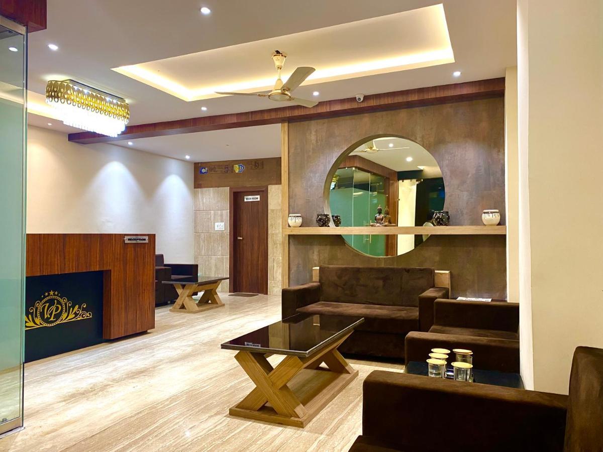 Vrindavan Palace Hotel