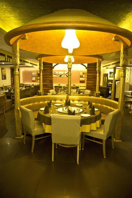 Hotel The Rajshahi Palace Indore