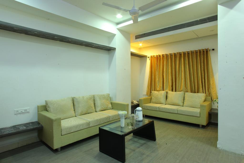 Hotel Kanchan Tilak