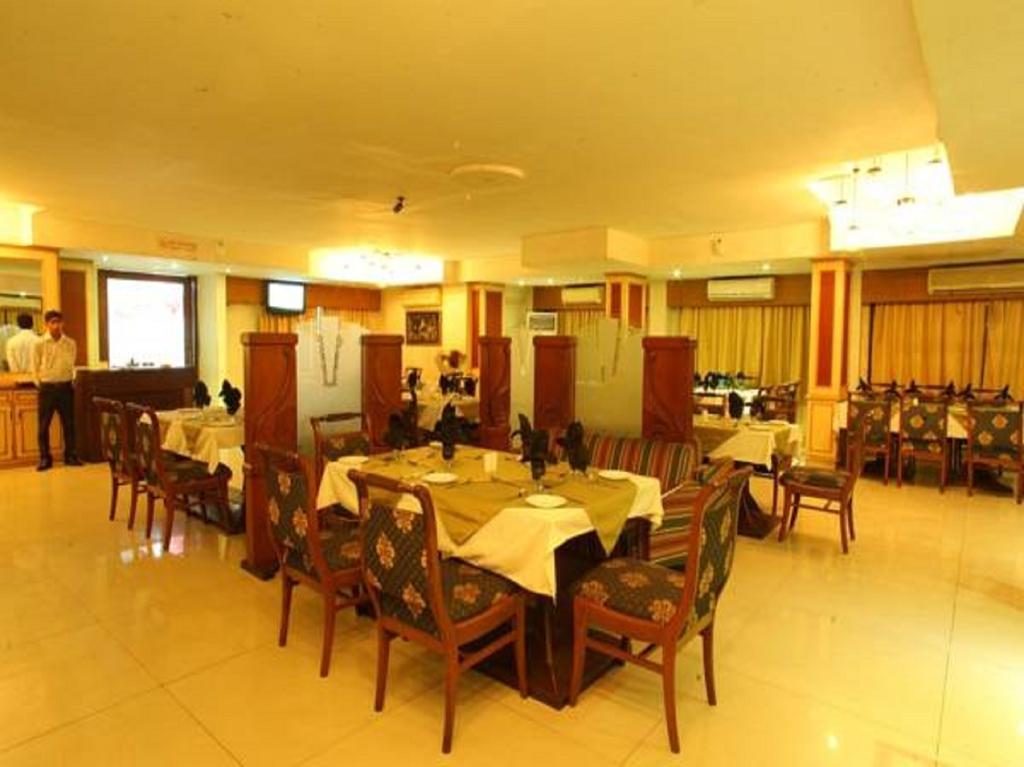 Kanchan Tilak 4* Indore