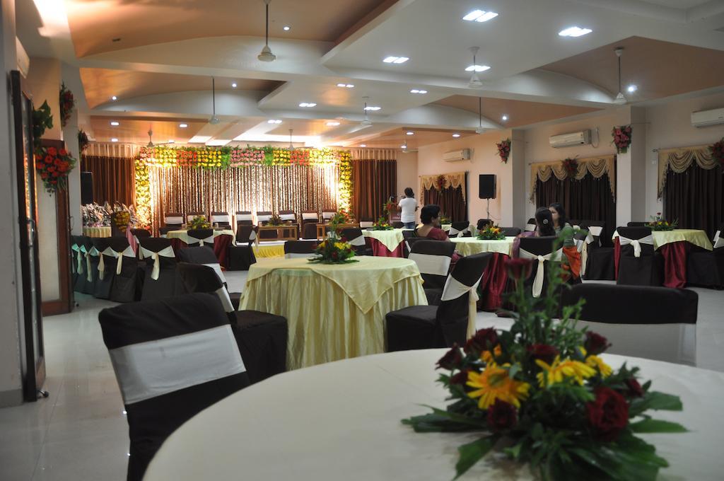 Mittal Avenue 3* Indore