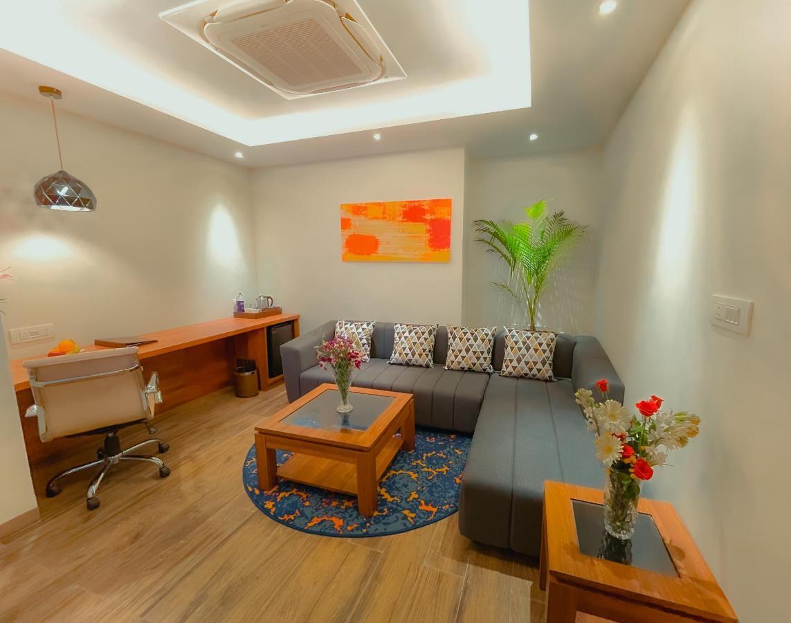 Hotel Playotel Premier Vijay Nagar
