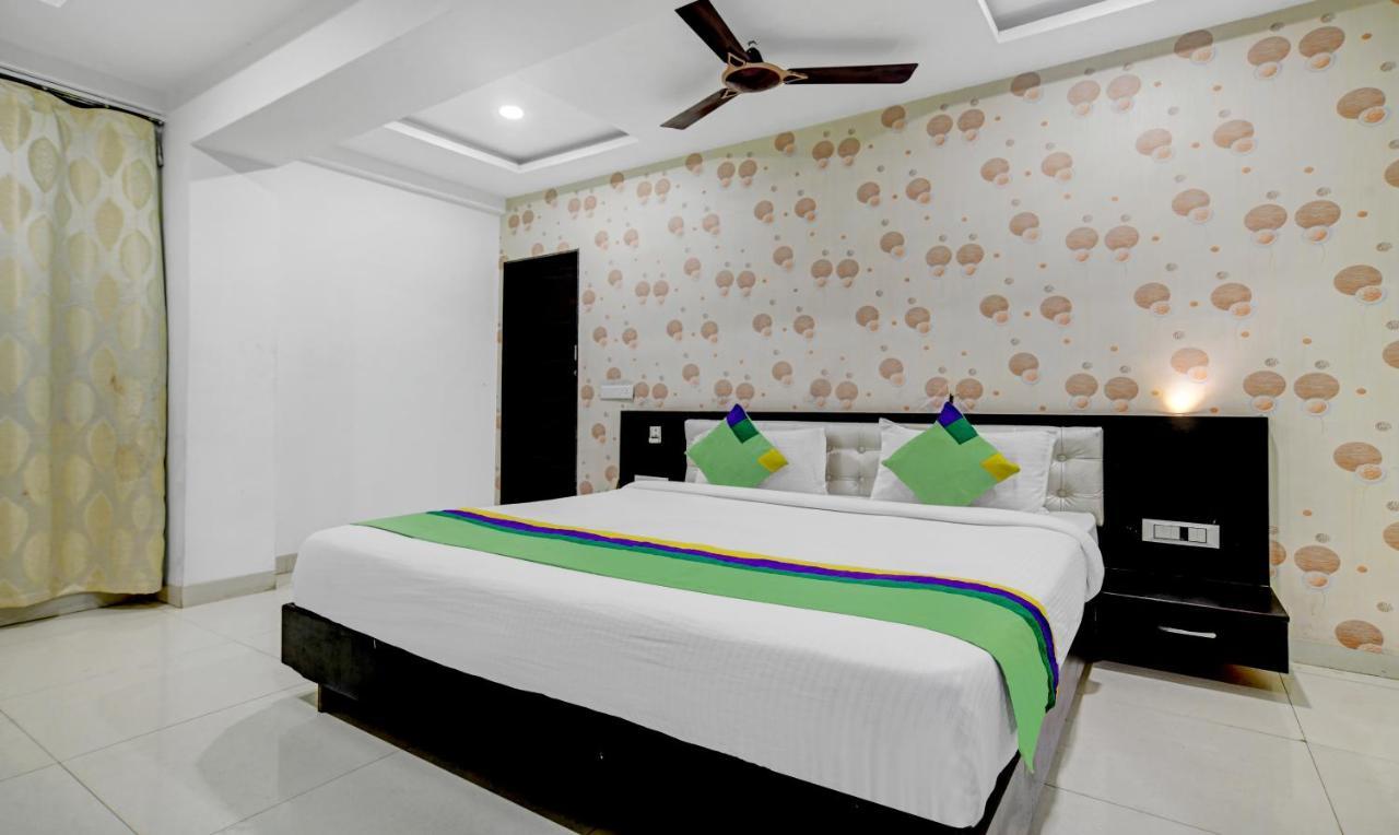 Treebo A5 3* Indore