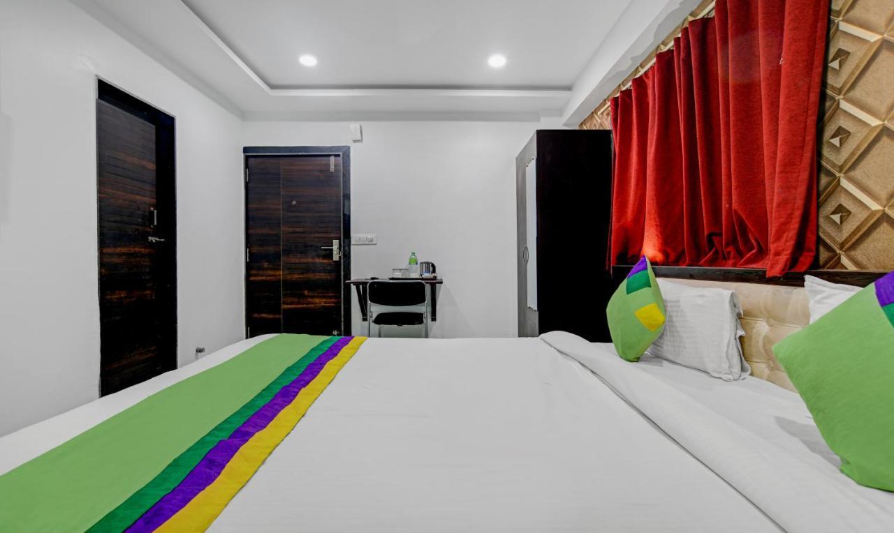 Treebo A5 Hotel 3*