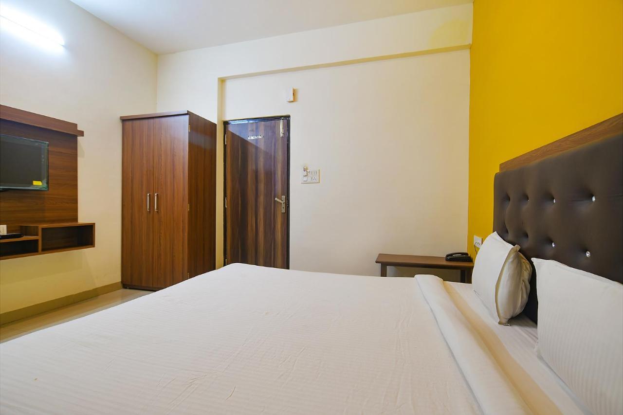 Hotel Fabhotel Shubhshree Indore