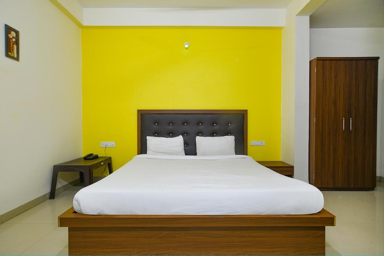 Hotel Fabhotel Shubhshree 3*