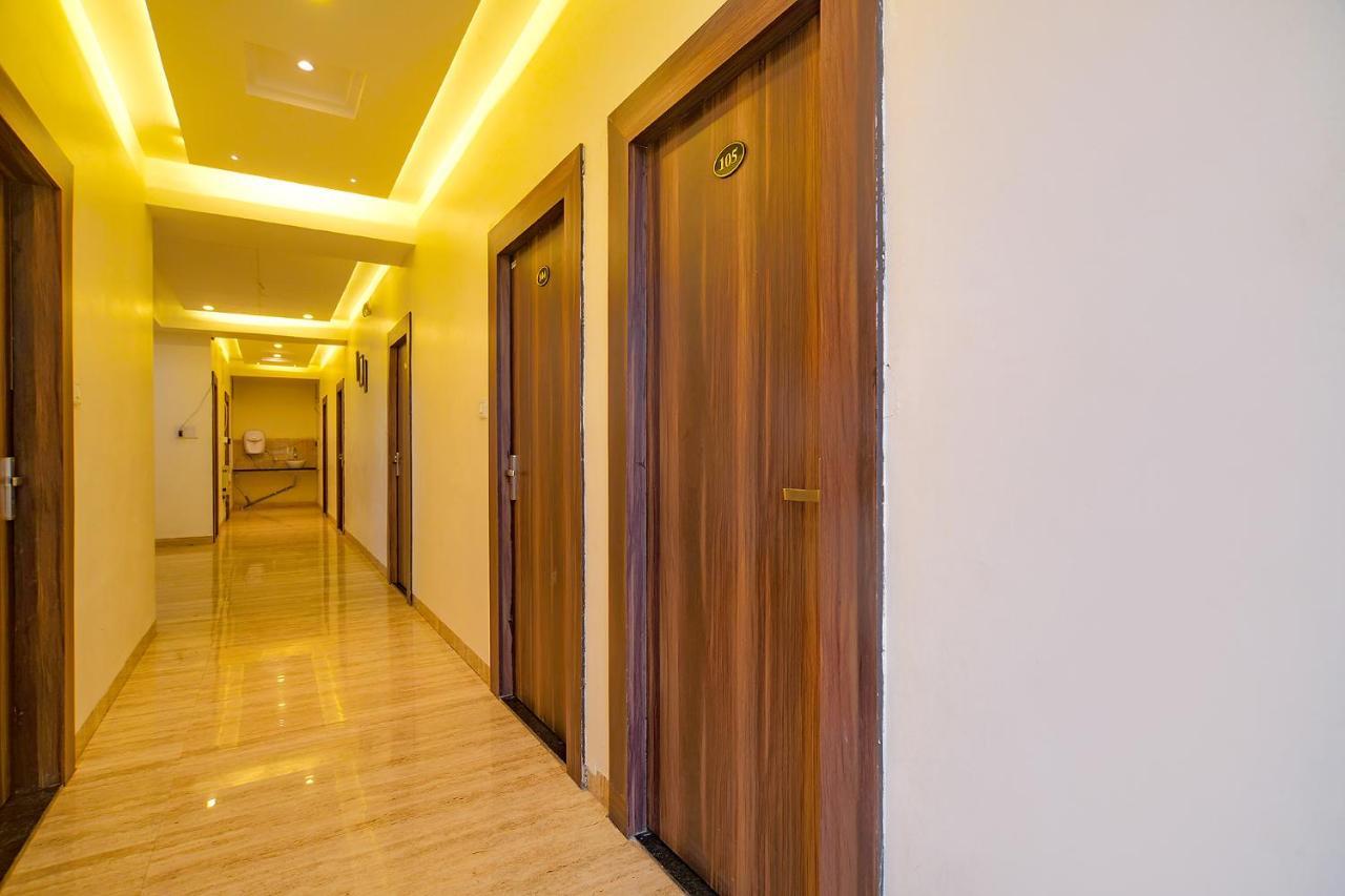 Fabhotel Shubhshree Hotel