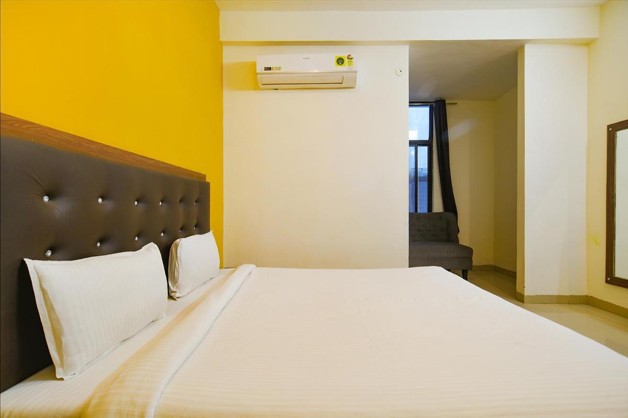 Fabhotel Shubhshree Hotel