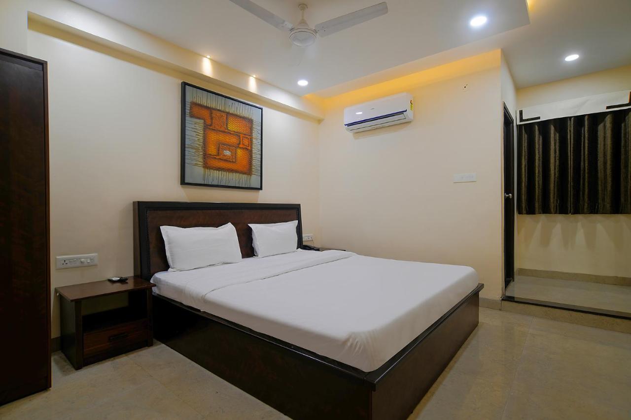 Fabhotel Imperial Regency Hotel 3*