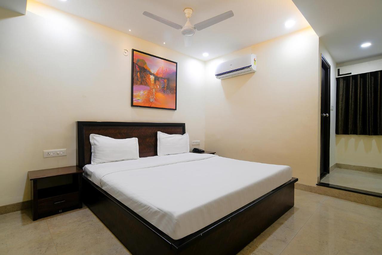 Fabhotel Imperial Regency Hotel 3*