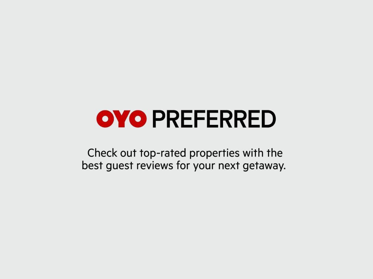 Oyo Asha Hotel Indore