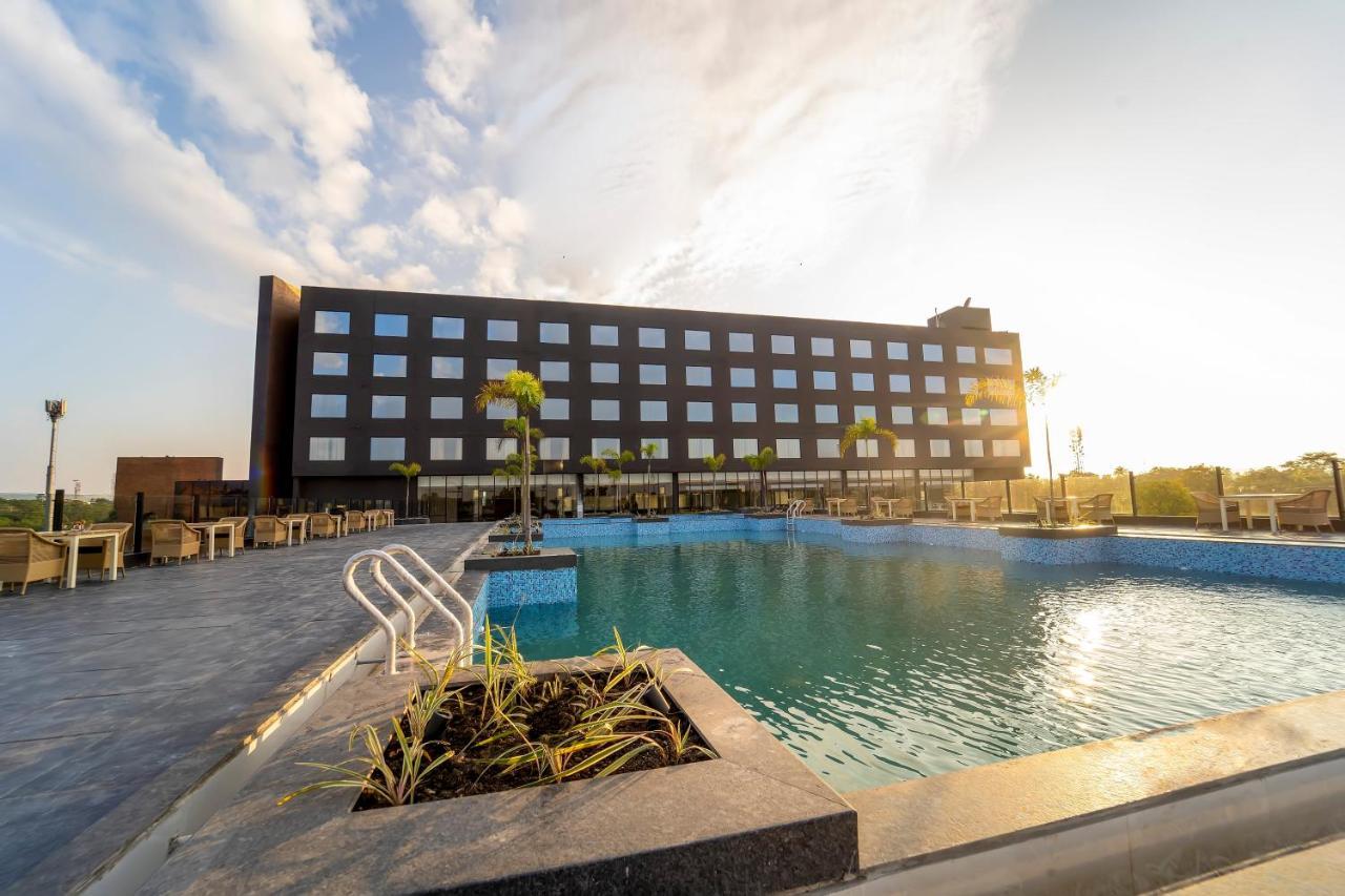 Essentia Luxury 5*