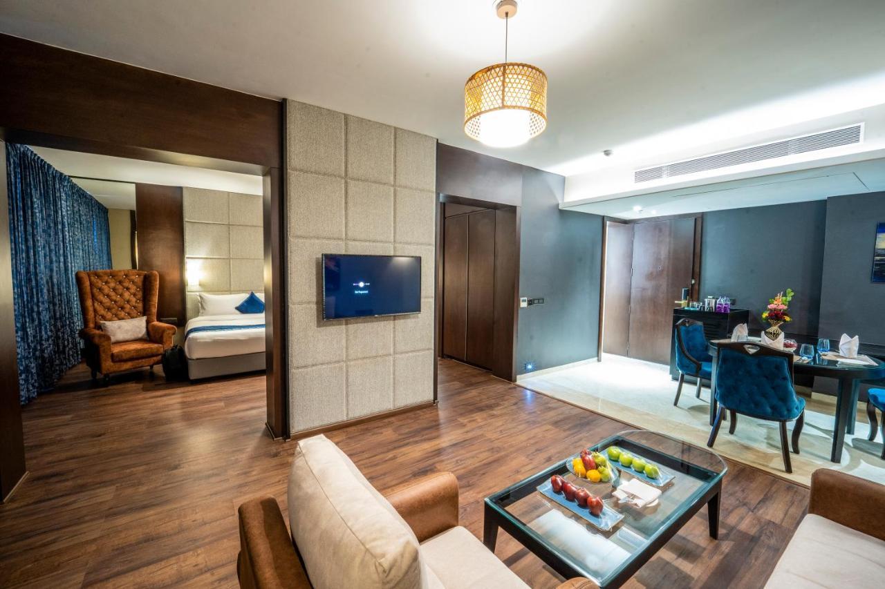 Essentia Luxury 5* Indore