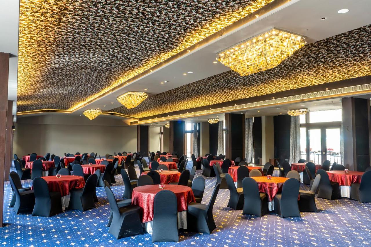 Essentia Luxury Hotel Indore