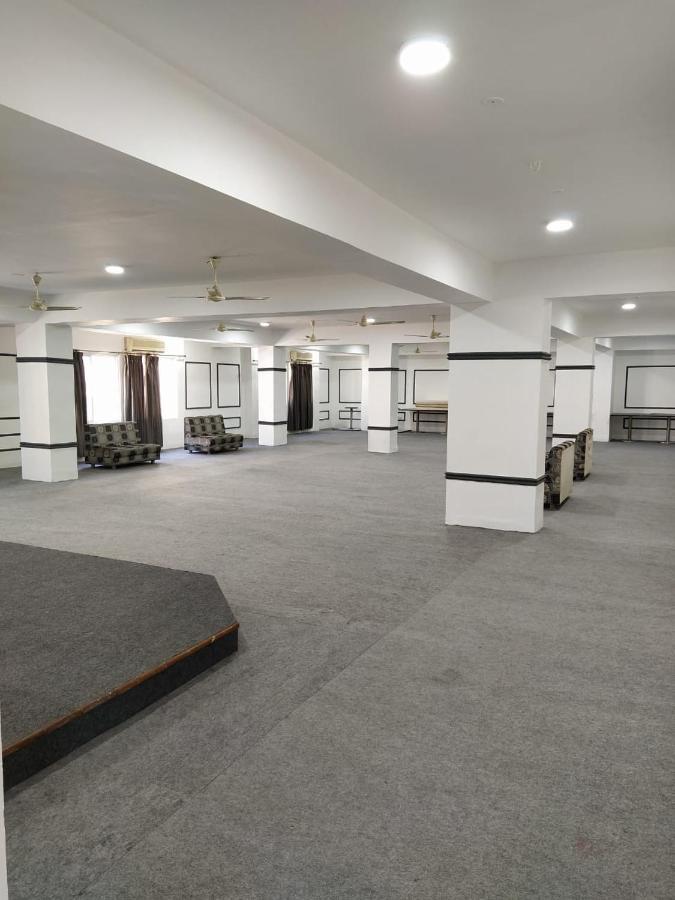 Grand * Indore