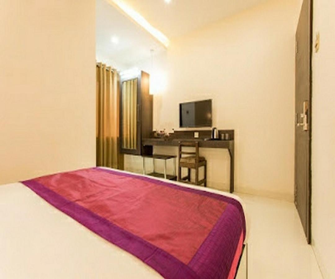 Cherrystay Kiran Inn Indore