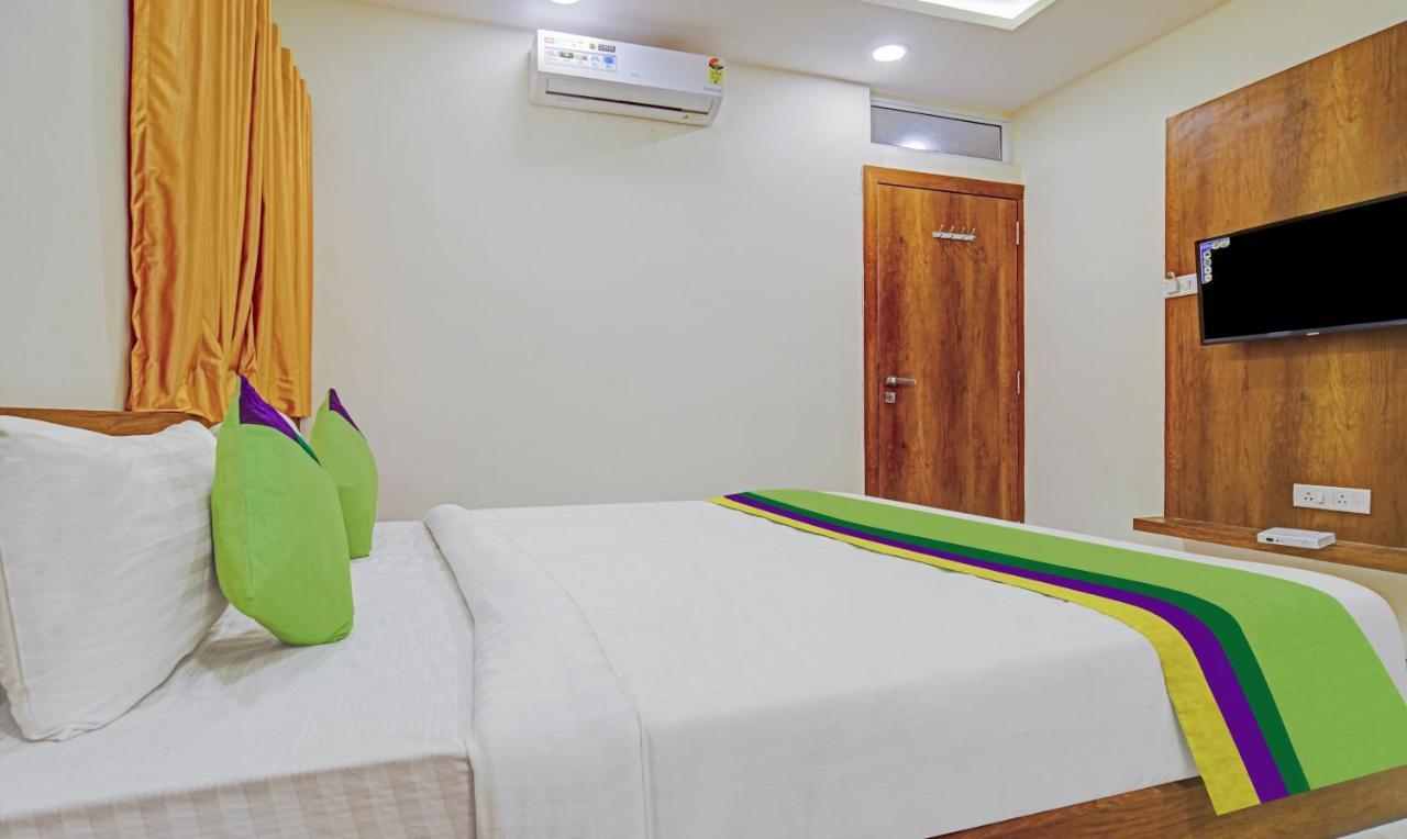 Treebo Royal Empire Hotel