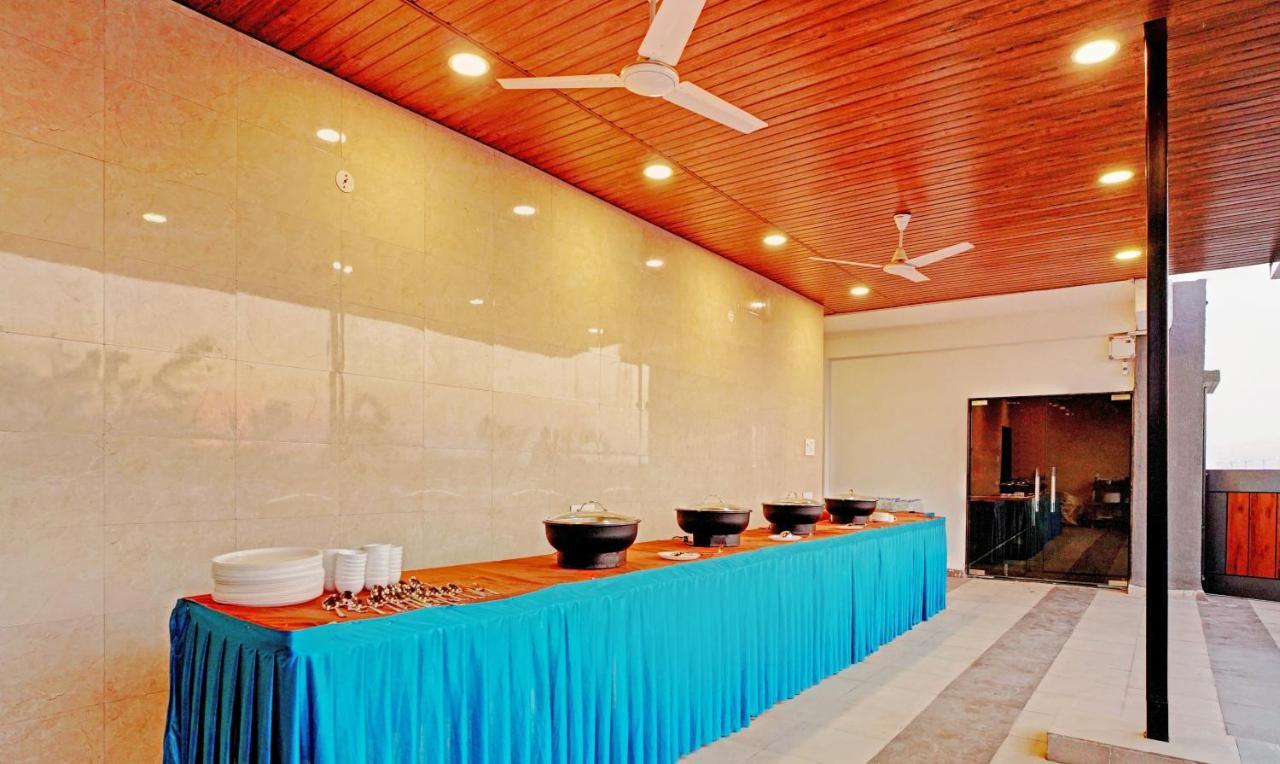 Treebo Grand Euro Pipliyahana Square Hotel 3*