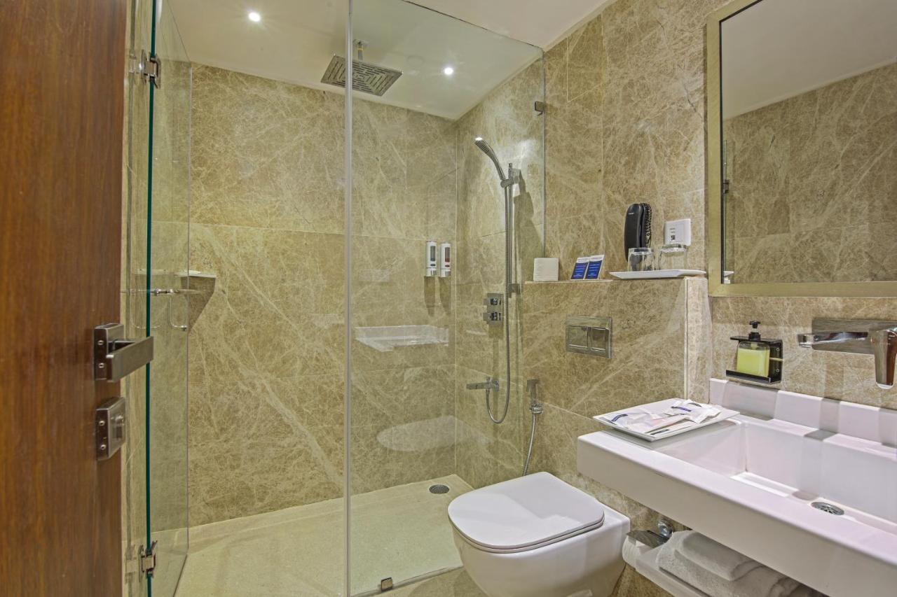 Sarovar Portico , Hotel 4*