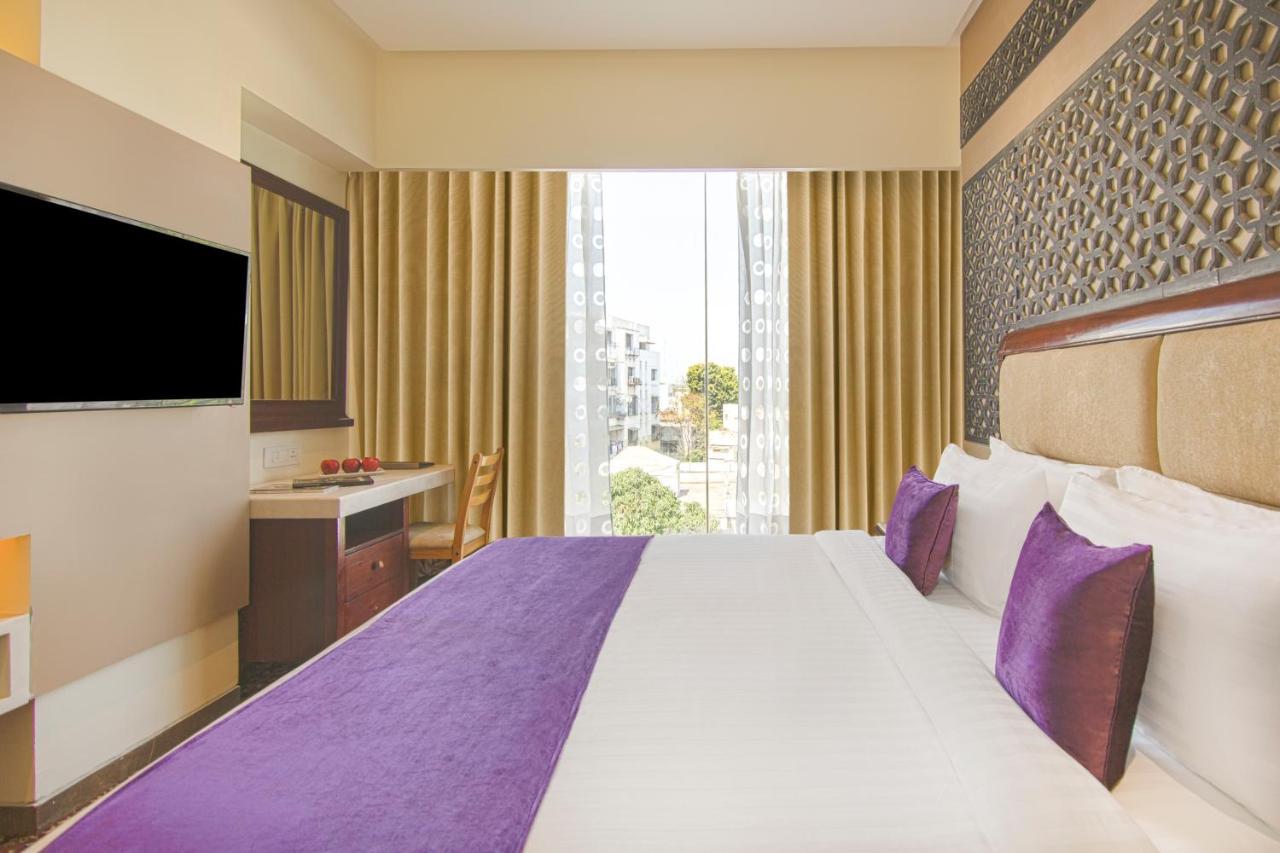 Sarovar Portico , 4* Indore