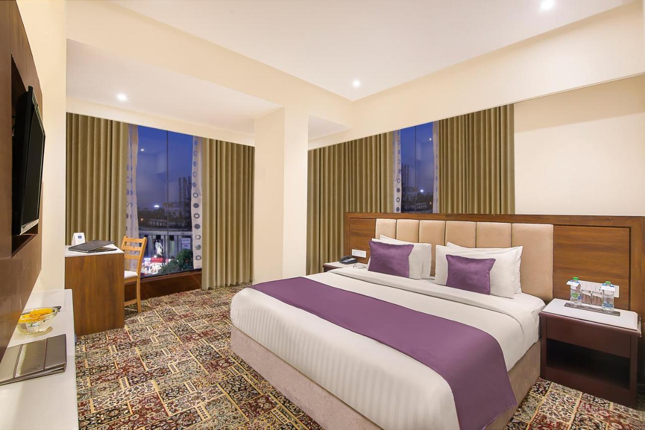 Hotel Sarovar Portico ,