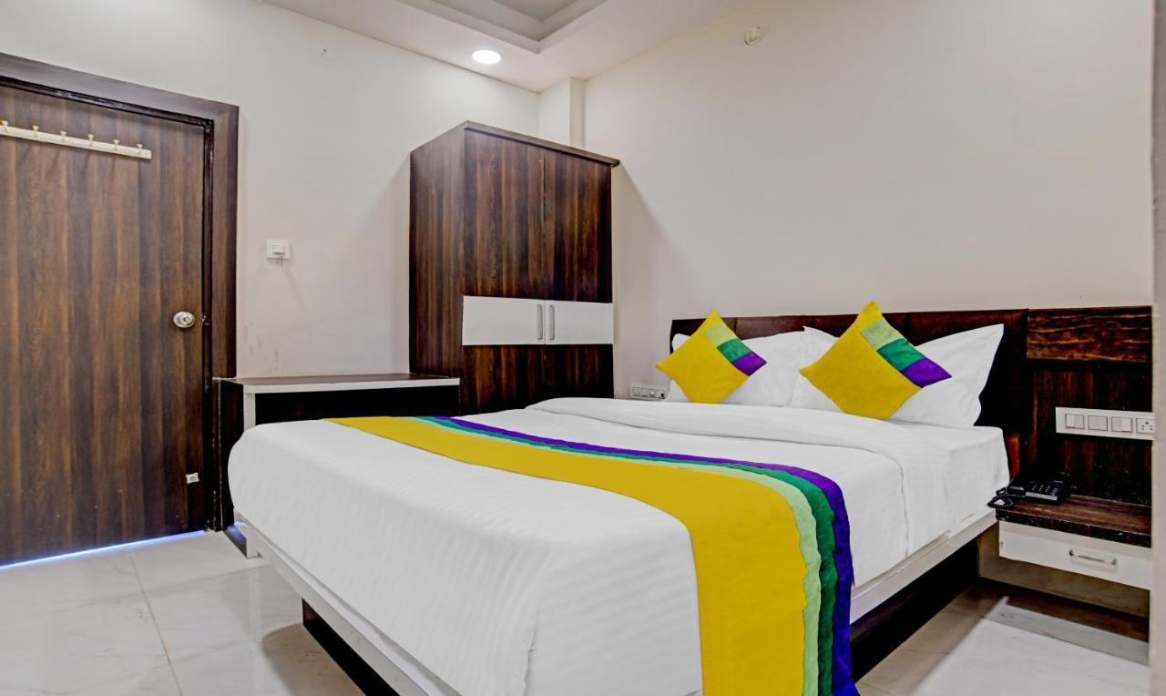 Anand Shree,indore Hotel