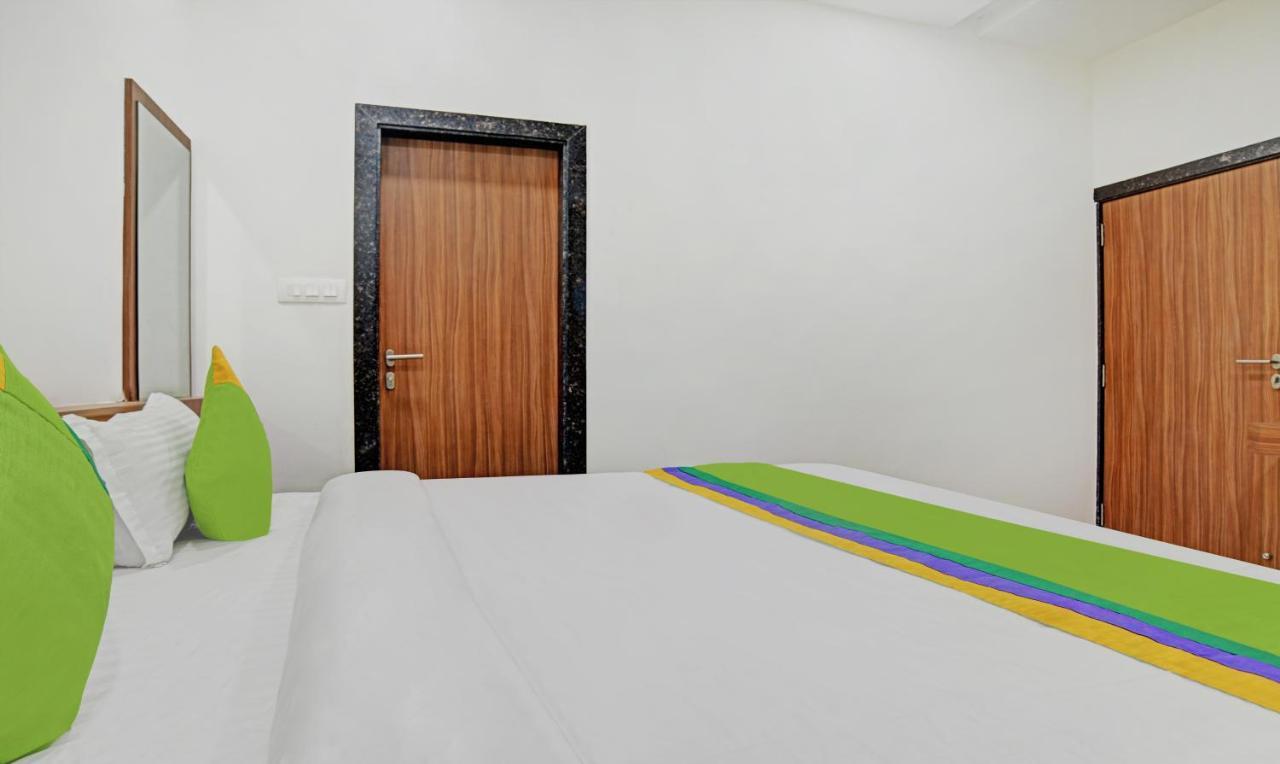 Hotel Treebo Shivaay Indore