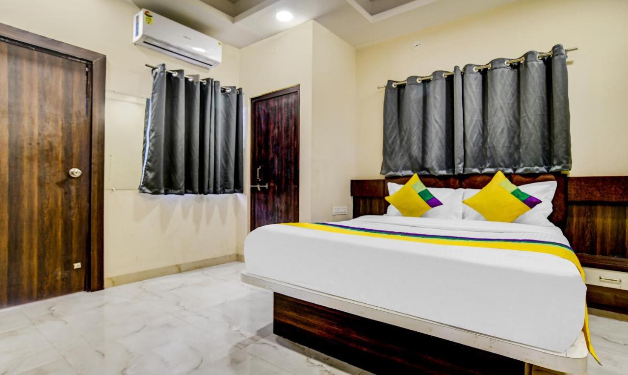 Anand Shree,indore Hotel 3*