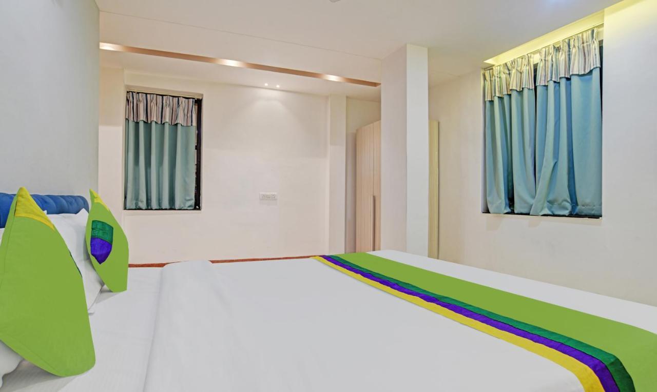 Hotel O Omkar