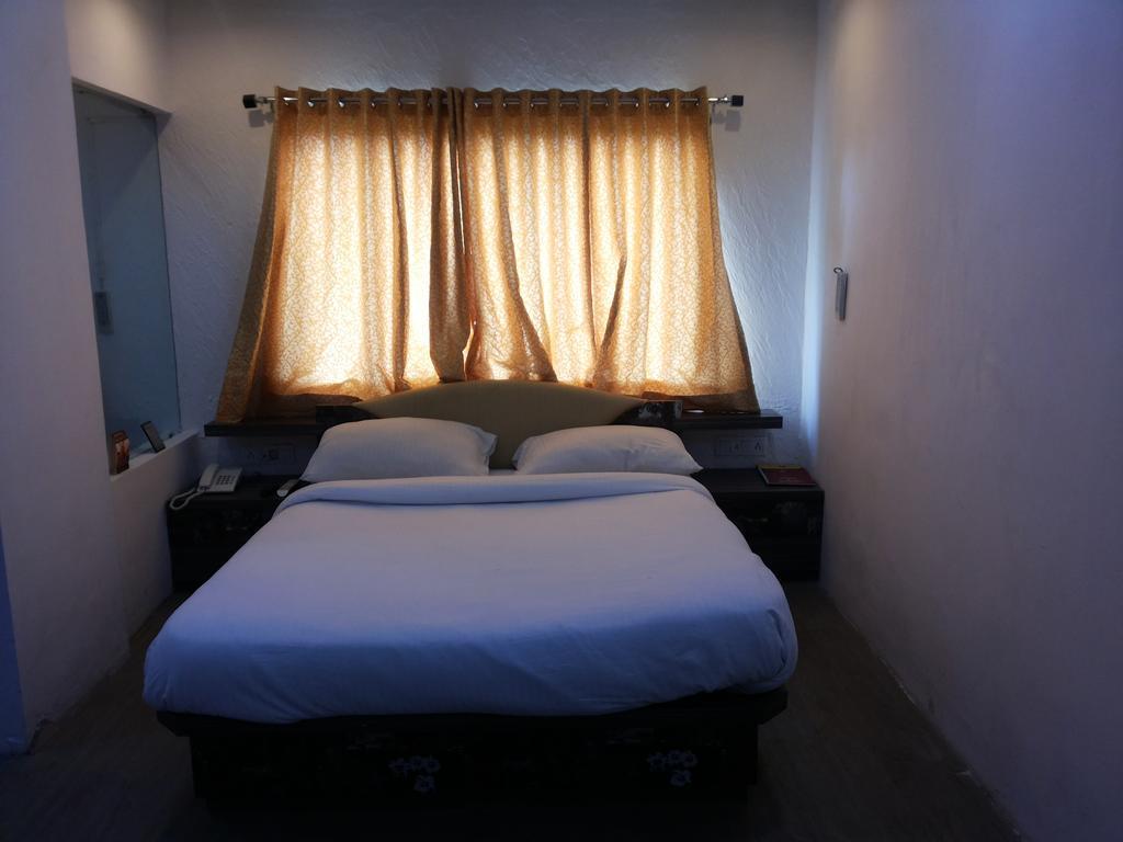 Kanchan Tilak Indore