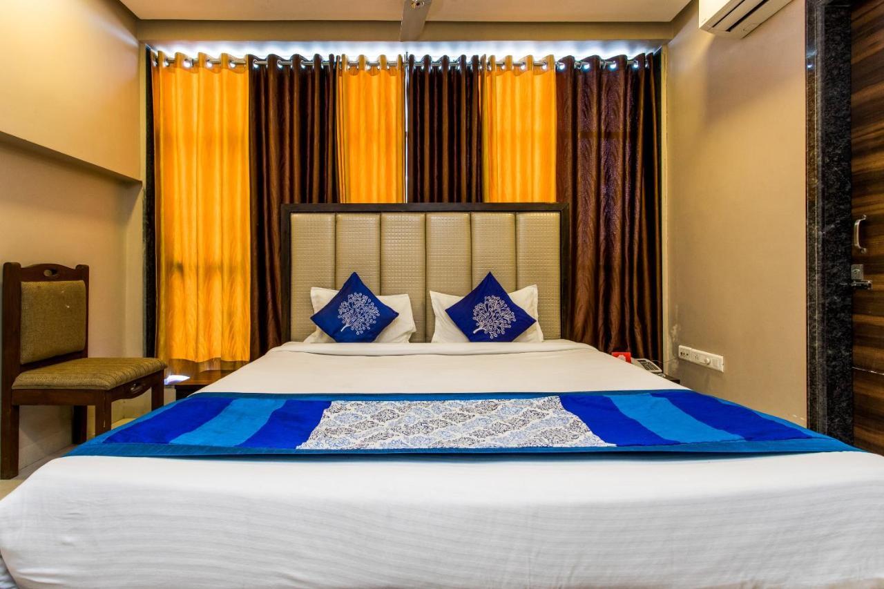 Hotel Oyo 5253 Orange Lily Indore