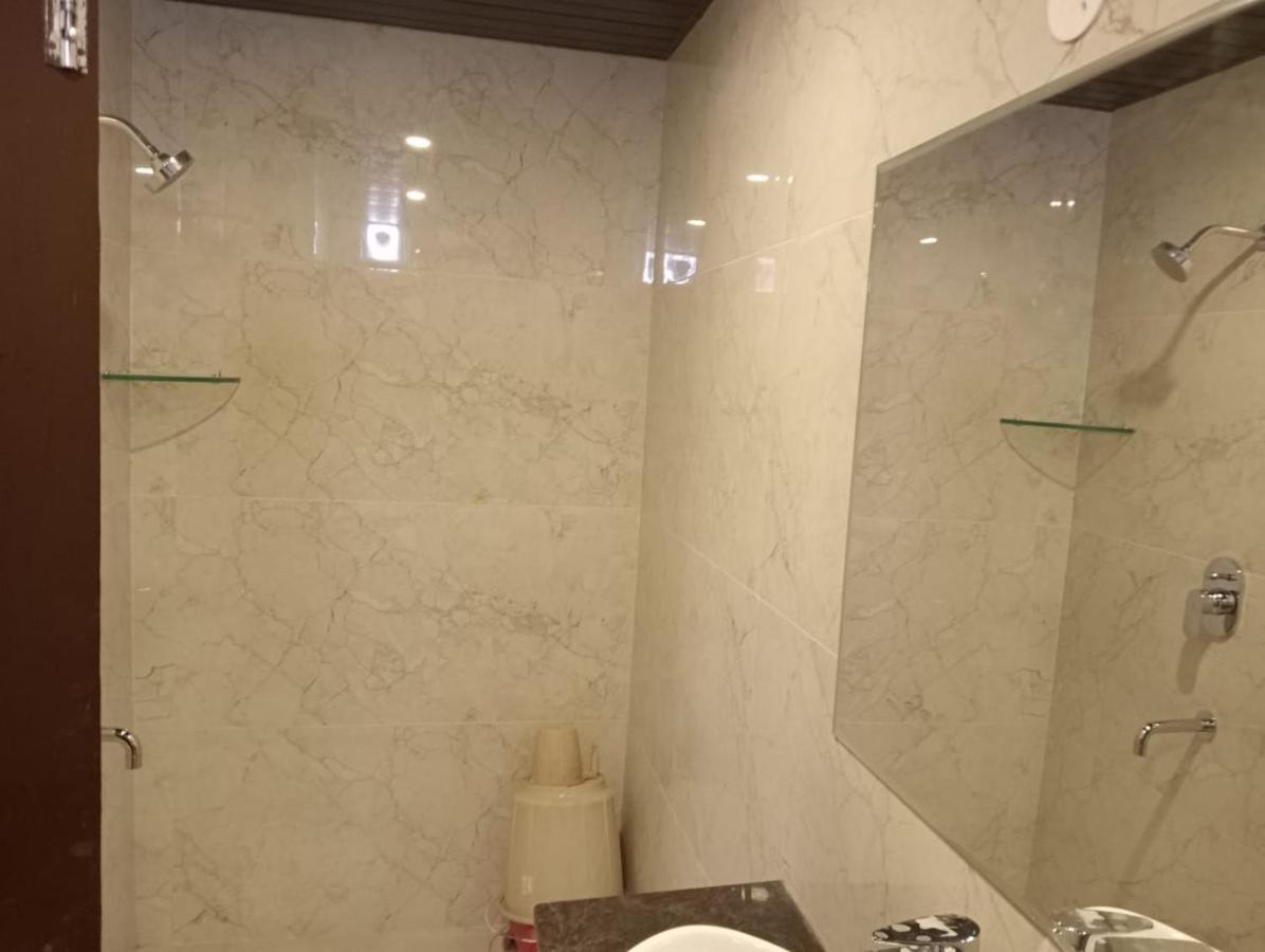 Hotel New Sunder 3*