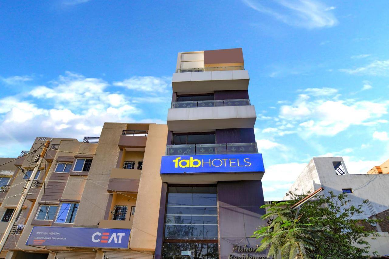 Hotel Fabhotel Grand Raj 3*