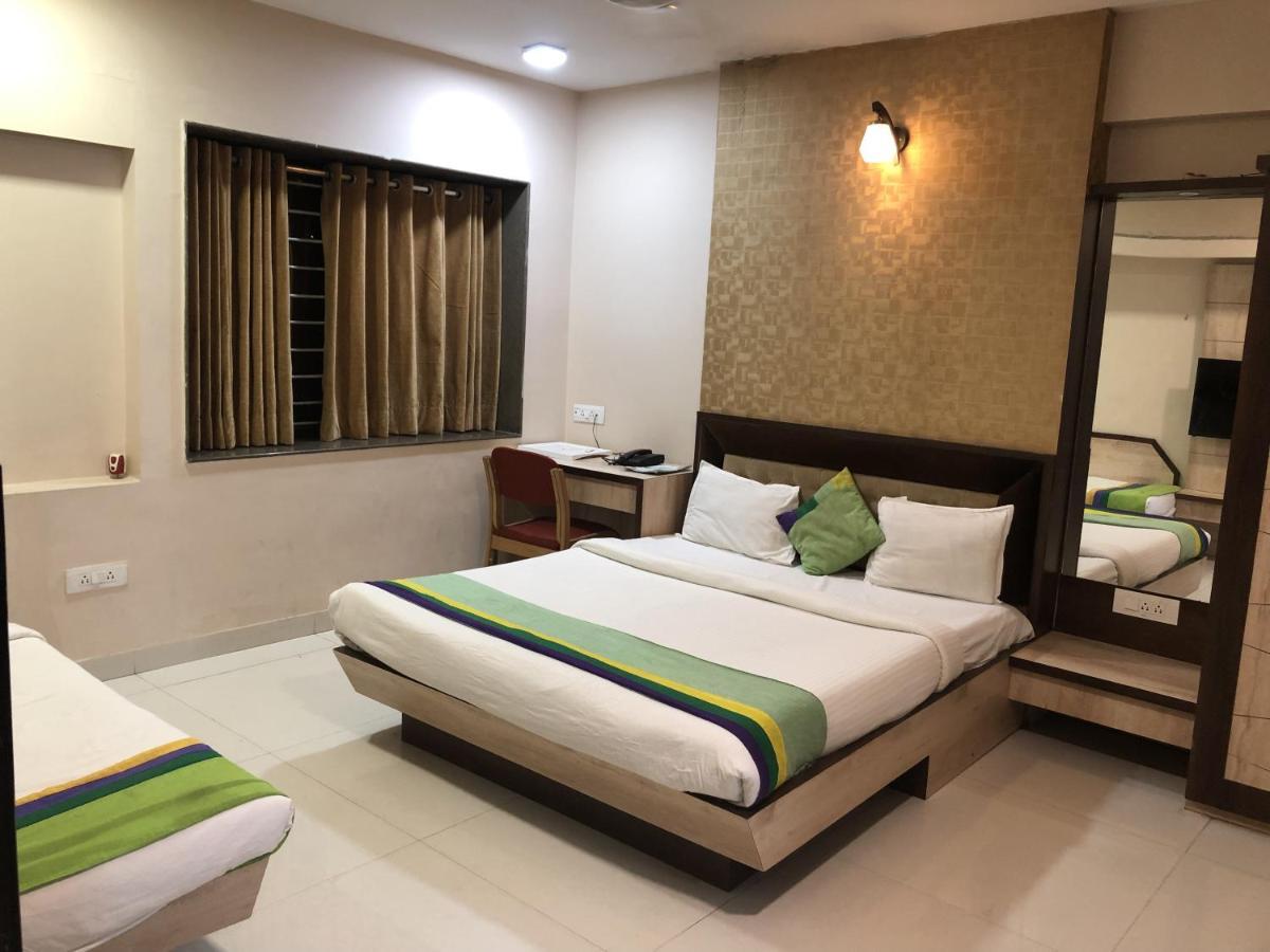 Hotel The Tripti & Banquets Indore