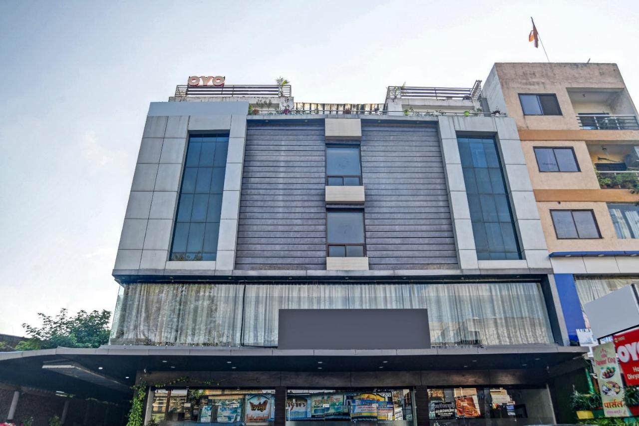 Super Townhouse Divya Palace Hotel 4*