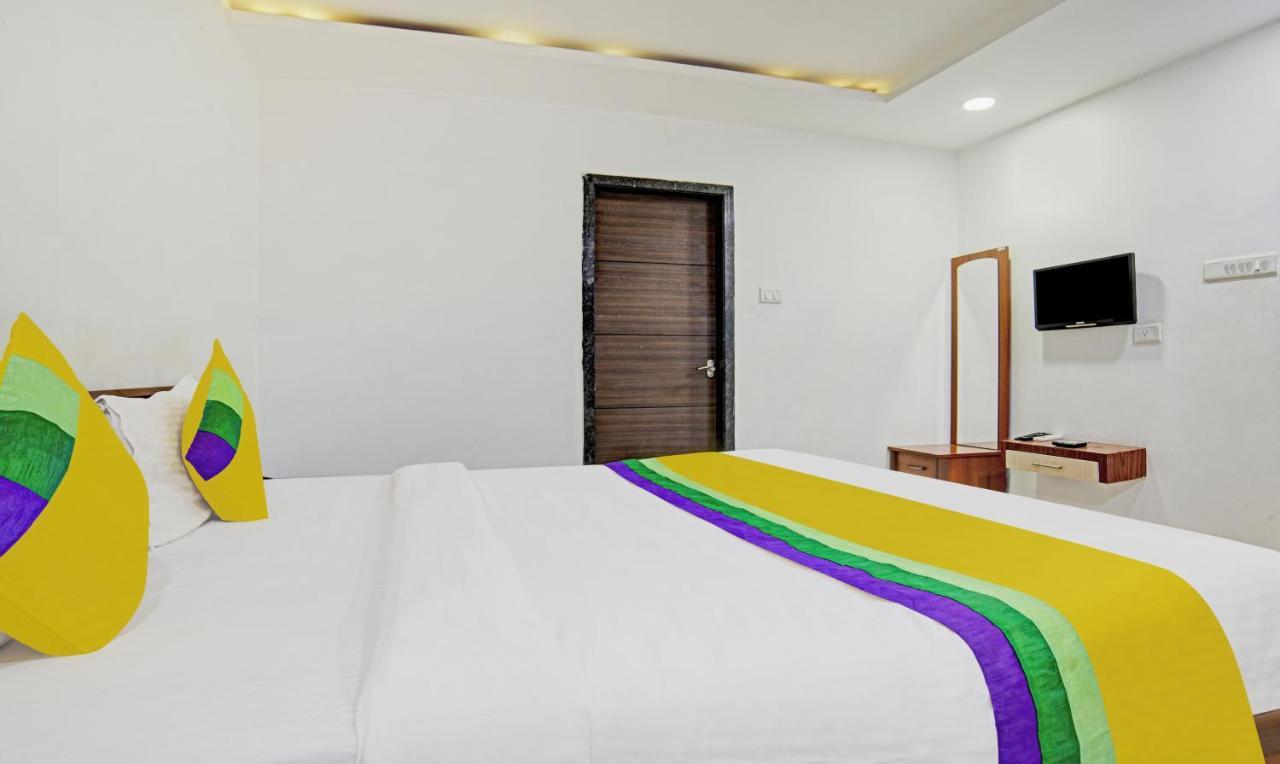 Itsy By Treebo - Utsav Suites 3*